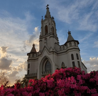 PARÓQUIA NOSSA SENHORA DO MONTE CLARO – ÁUREA